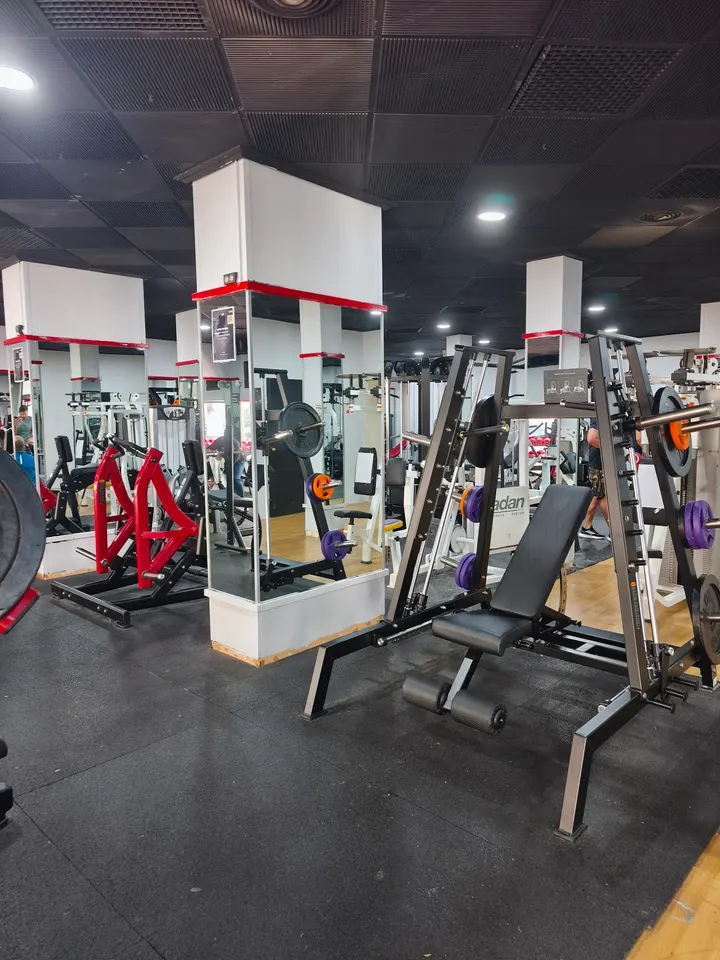 Hércules Premier Gym — estudio de fitness-studio en Sevilla — 4
