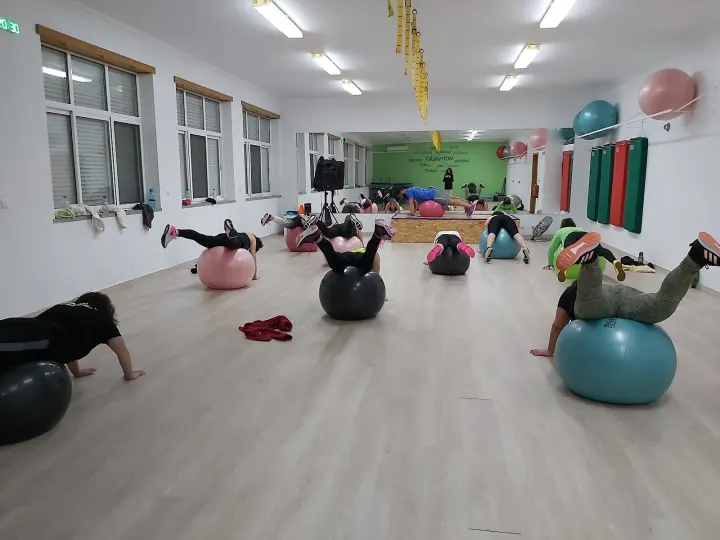 Shfit Fundão — ginásio-studio em Fundão — 3