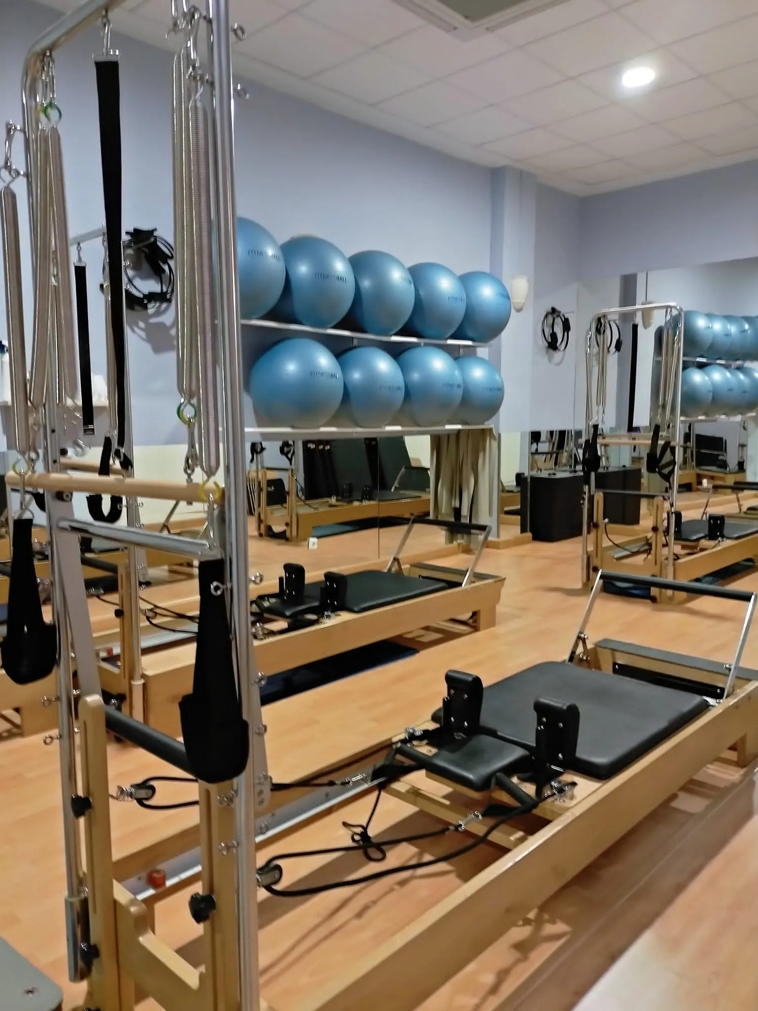 Yoga Center Córdoba — yoga-studio en Ciudad Jardín, Córdoba — 2