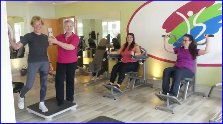 frauisstfit — Fitnessstudio in Niederwehr, Wehr