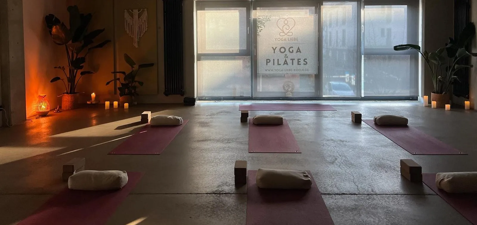 Yoga Liebe Outdoor♥ — yoga-studio i Köln — 6