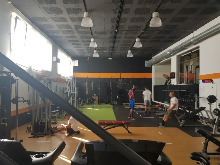 Powerfit Studio Unlimited — ginásio-studio em Faro — 3