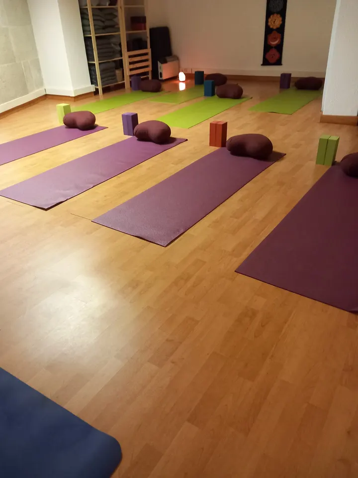 RenaSer Yoga Integral — Yoga en Montes, A Coruña