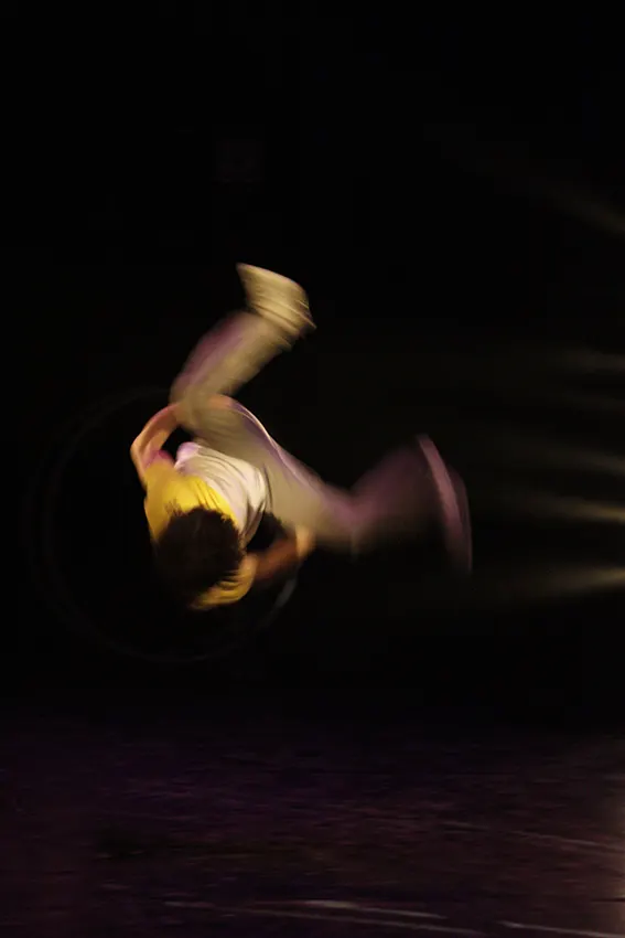 Chapiteau de l'Ecole Nationale de Cirque — arts aériens-studio à Châtellerault — 3