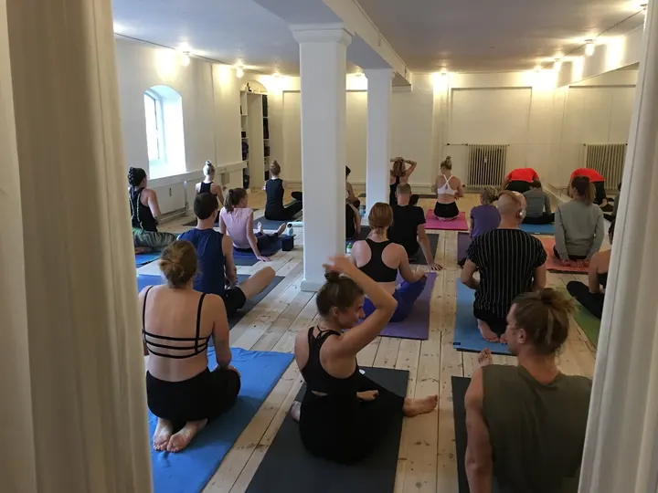 Power Yoga Copenhagen — yoga-studio i Christianshavn, København — 2