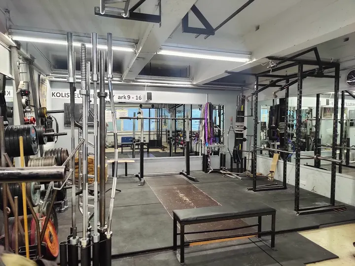 Kuntosali M-Club — fitnessstudio – Turku — 3