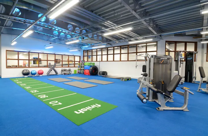 Furze Platt Leisure Centre — Fitness Studio in Furze Platt, Maidenhead