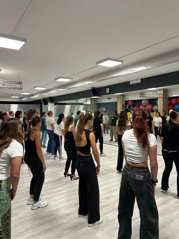 Baile vital escuela de baile — danza-studio a Venezia — 3
