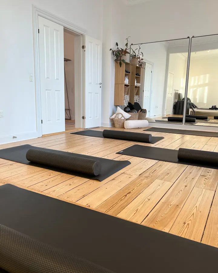 CANVAS Pilates Studio Aarhus — Pilates i Frederiksbjerg, Aarhus