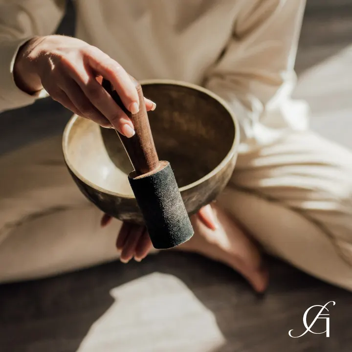 FEEL GONG (Bain sonore, gong, bols tibétains, Reiki, Kundalini Yoga, ateliers, formations) — méditation-studio à Lyon — 5