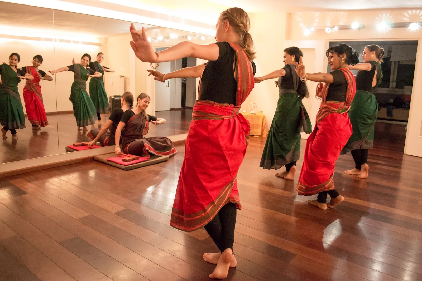Revathi Dance Academy Munich — tanz-studio in Schwabing-West, München — 2