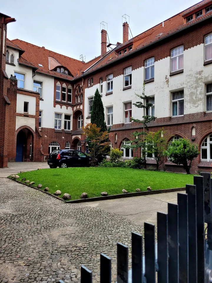 YOGASCHULE WEISSENSEE — yoga-studio in Weißensee, Berlin — 3