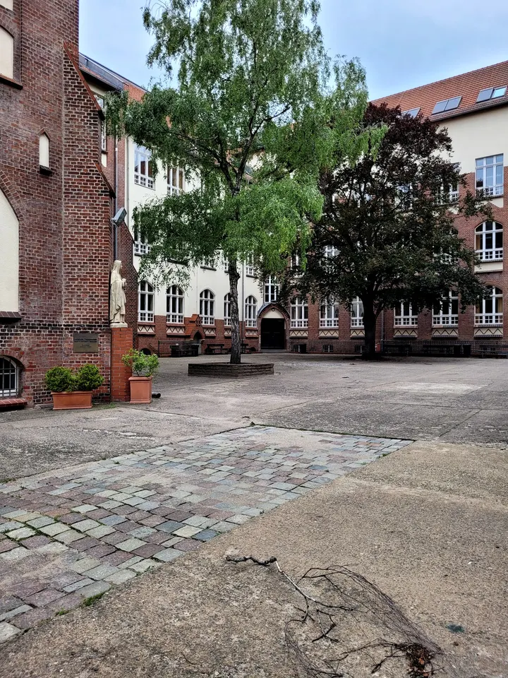 YOGASCHULE WEISSENSEE — yoga-studio in Berlin — 3