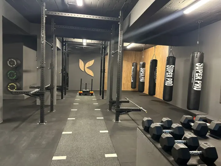 Knockout Project Boutique — Ginásio em Nova Oeiras, Oeiras