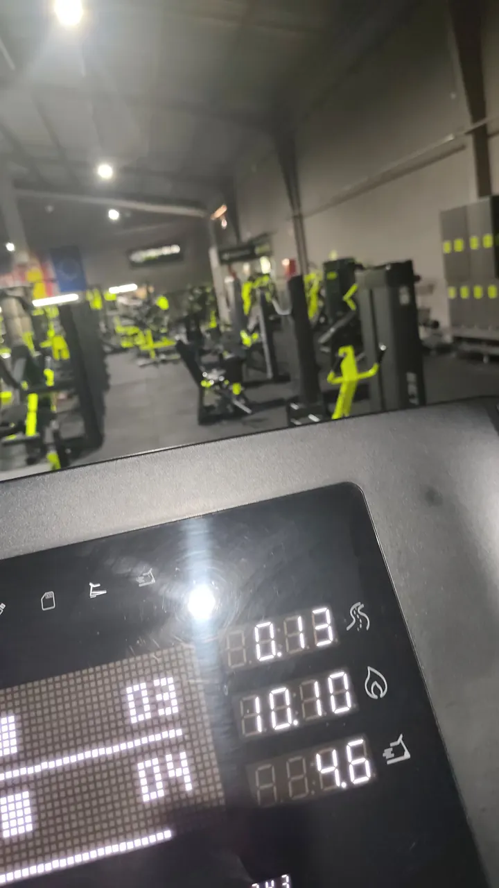 Masmusculo SUPERGYM Sevilla — estudio de fitness-studio en Distrito Norte, Sevilla — 2