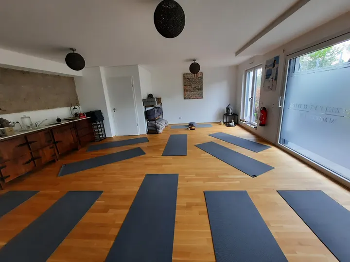 AUSZEIT FÜR DICH IM MARIENHOF — yoga-studio in Krefeld — 5