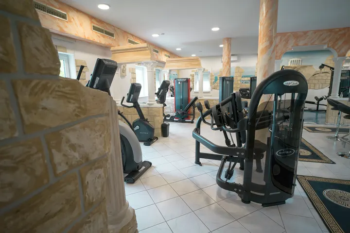Olymp Gym — fitnessstudio in Hemhofen — 2