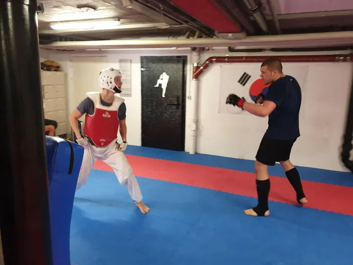 Fight Club Black Tortuga — mma-studio in Rechts der Wertach, Augsburg — 2