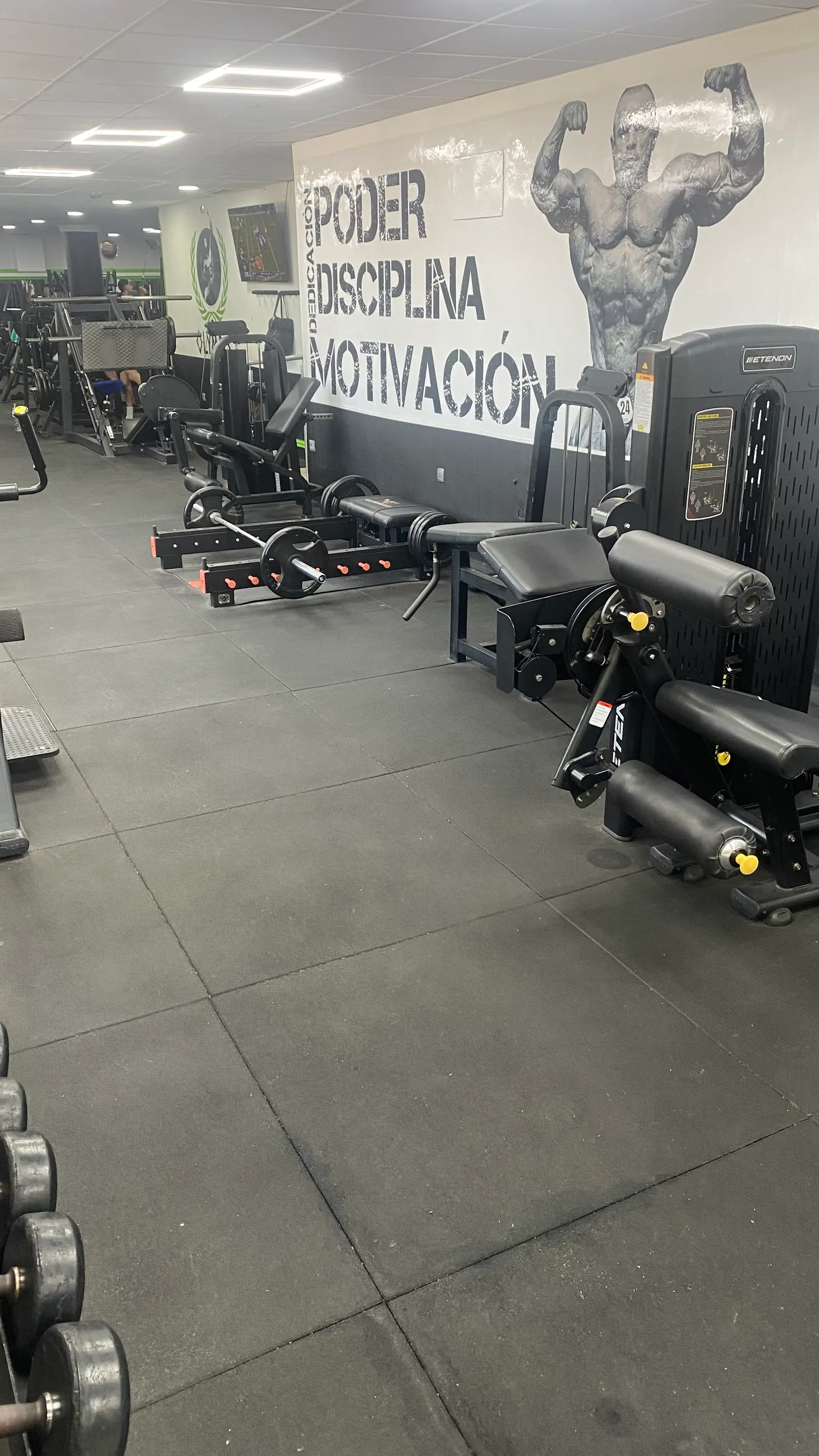 SANTA'S GYM — estudio de fitness-studio en Fuerte de Camellos, Melilla — 3