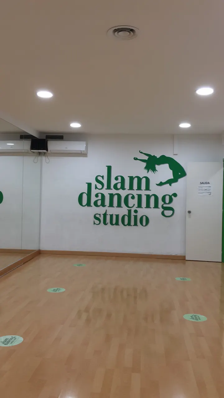 Slam Dancing Gracia — baile-studio en Gràcia, Barcelona — 2