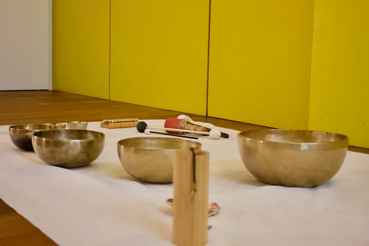 Céline Ananta Yoga La Passerelle, 20 rue de la Tour d'Auvergne — yoga-studio à Coulmiers - Jardin des Plantes, Nantes — 3