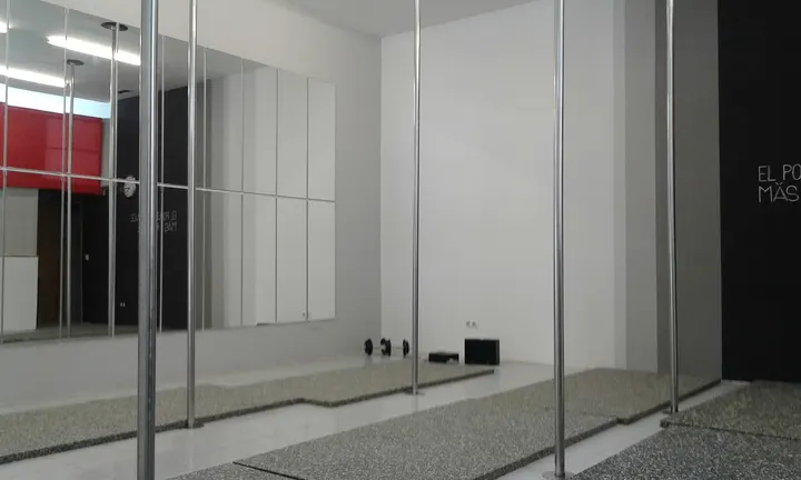 JM POLE SPORT — pole fitness-studio en Intxaurrondo, San Sebastián — 3