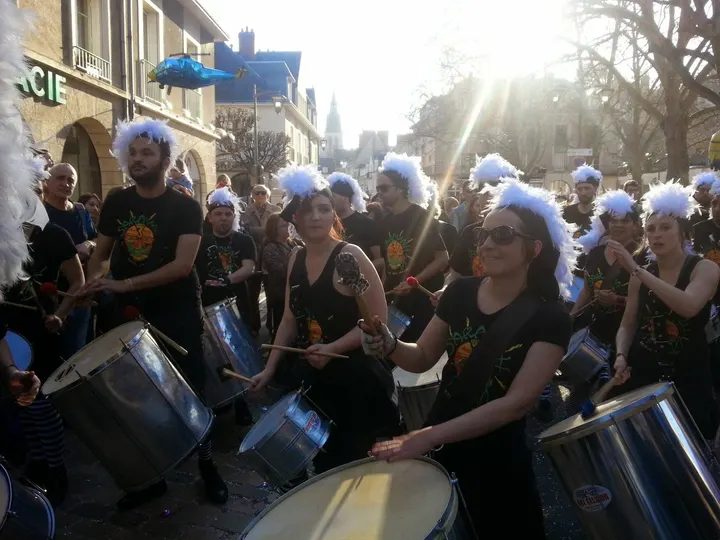 Saravah — Danse à Giraudeau, Tours