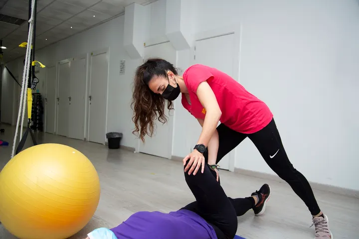 Bio Ems centro de rehabilitación y fisioterapia en Alicante — Electroestimulación en Alacant