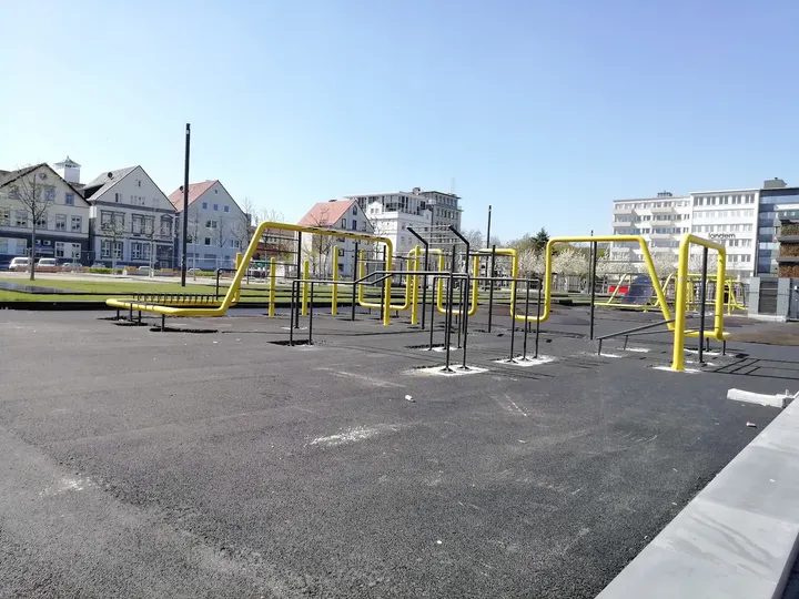 Trimm-Dich-Pfad Kesselbrink — calisthenics-studio in Mitte, Bielefeld — 3