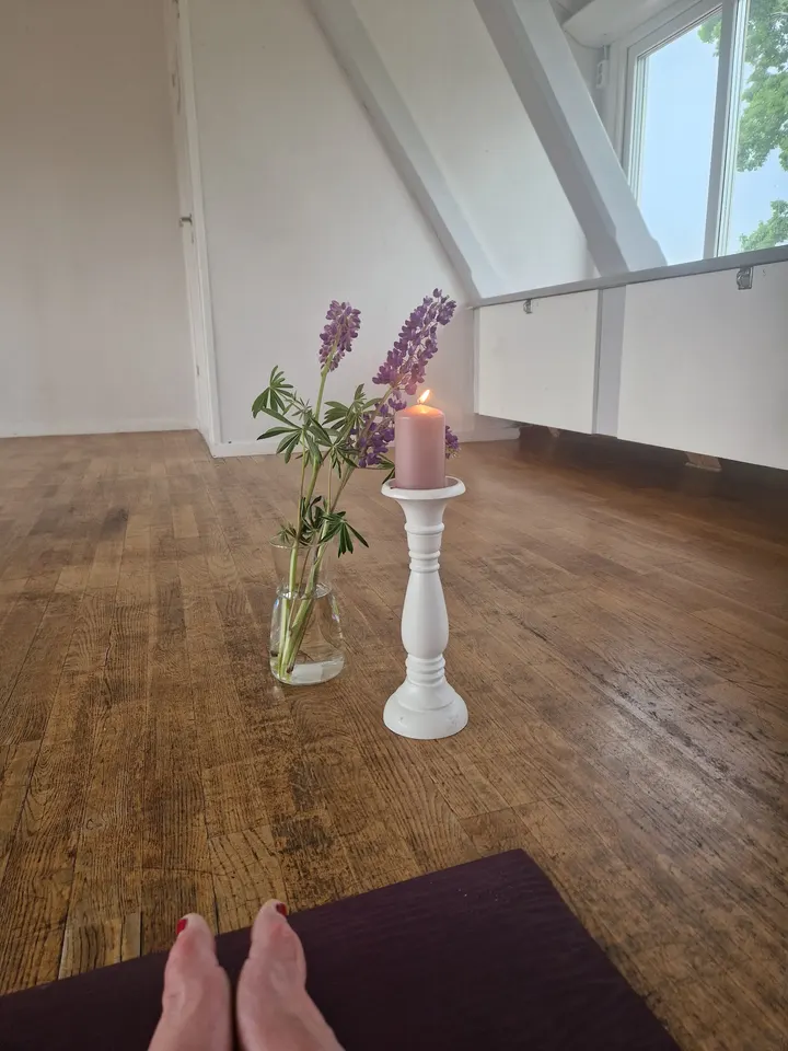 Evas yin yoga — yoga-studio i Kungsbacka