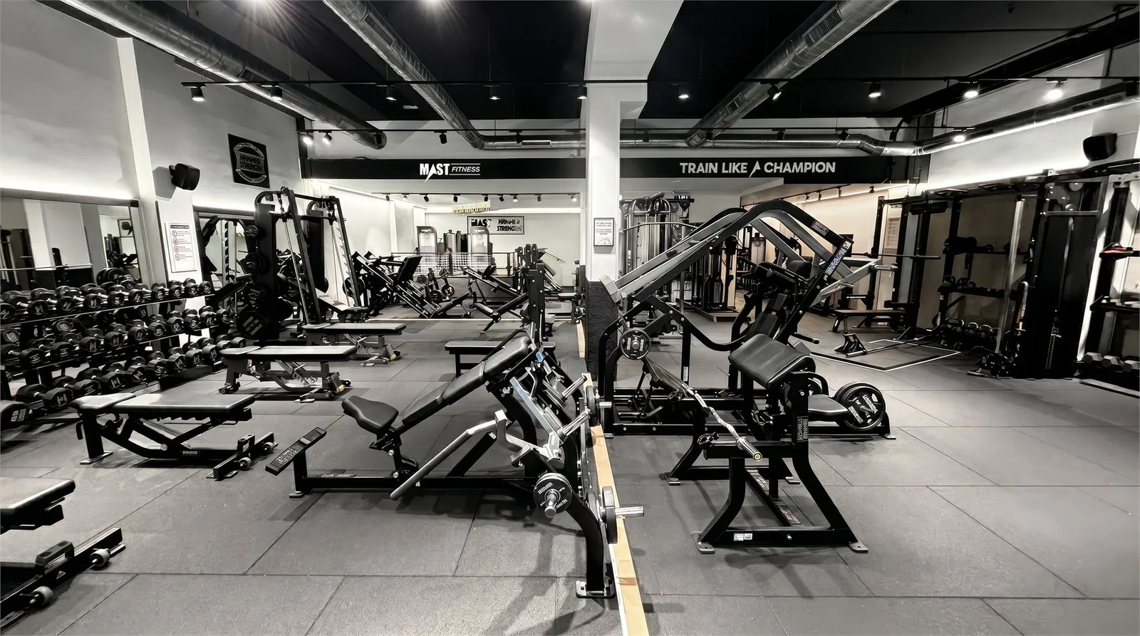 Mast Fitness — träningsstudio-studio i l'Eixample, Barcelona — bild 2