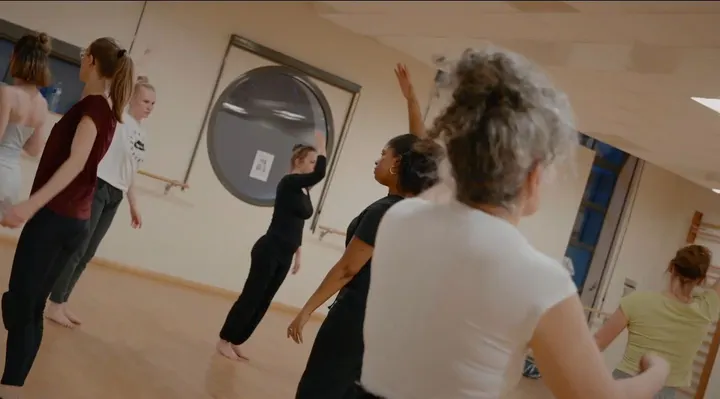 Dance Industrie — danse-studio à Olivet — 3