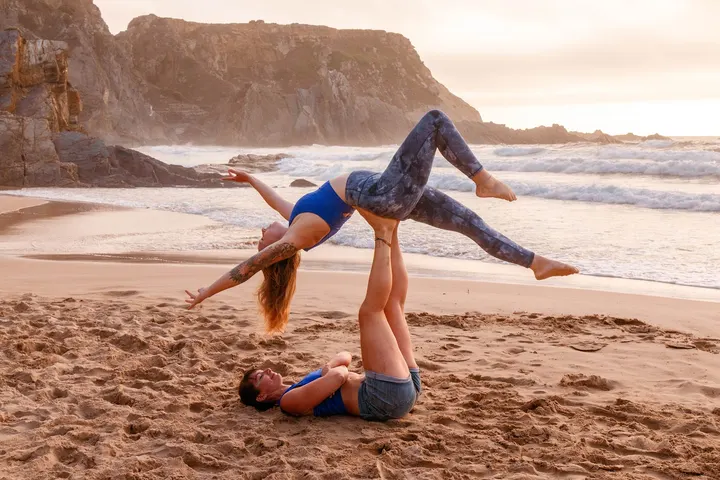 AYR-Acroyoga Rennes — Arts aériens aux Chalais, Rennes