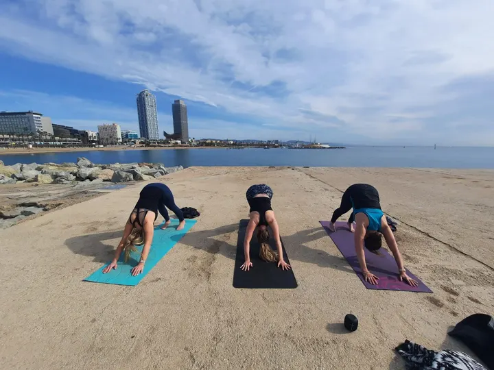 YOGA BY THE SEA BARCELONA — yoga-studio en Ciutat Vella, Barcelona — 3