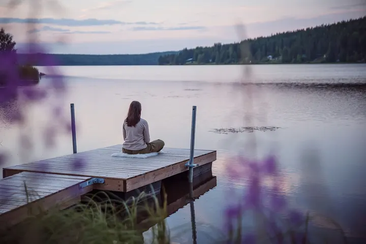 Presence & Peace — Meditation i Boden