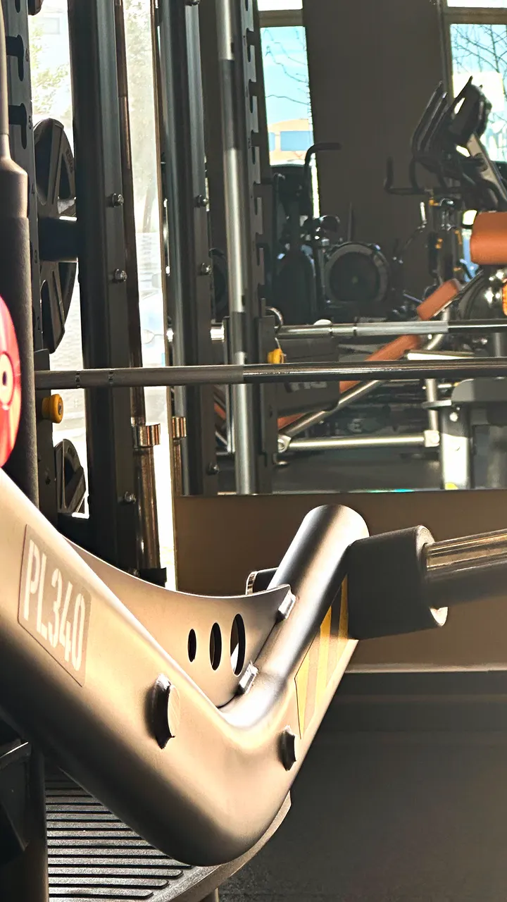 EVOC Health Club Av. São Lourenço da Barrosa — Ginásio em Praia da Rocha, Portimão
