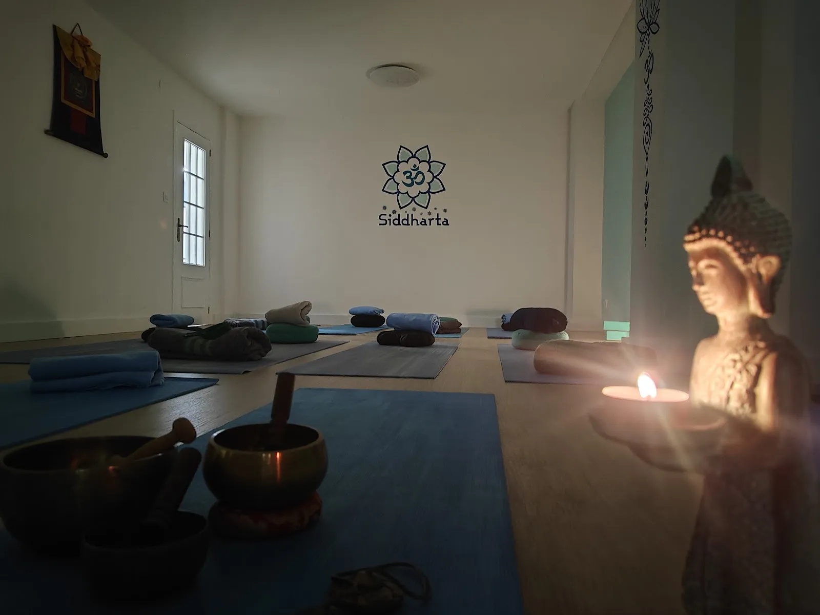 Siddharta, Yoga y pilates Gijón — yoga-studio en El Centro, Gijón — 2