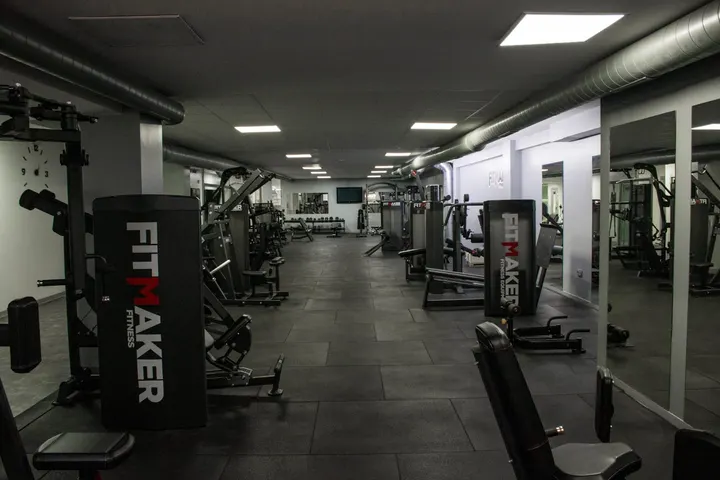 Gym Jovhen Sport — estudio de fitness-studio en O Porriño — 3