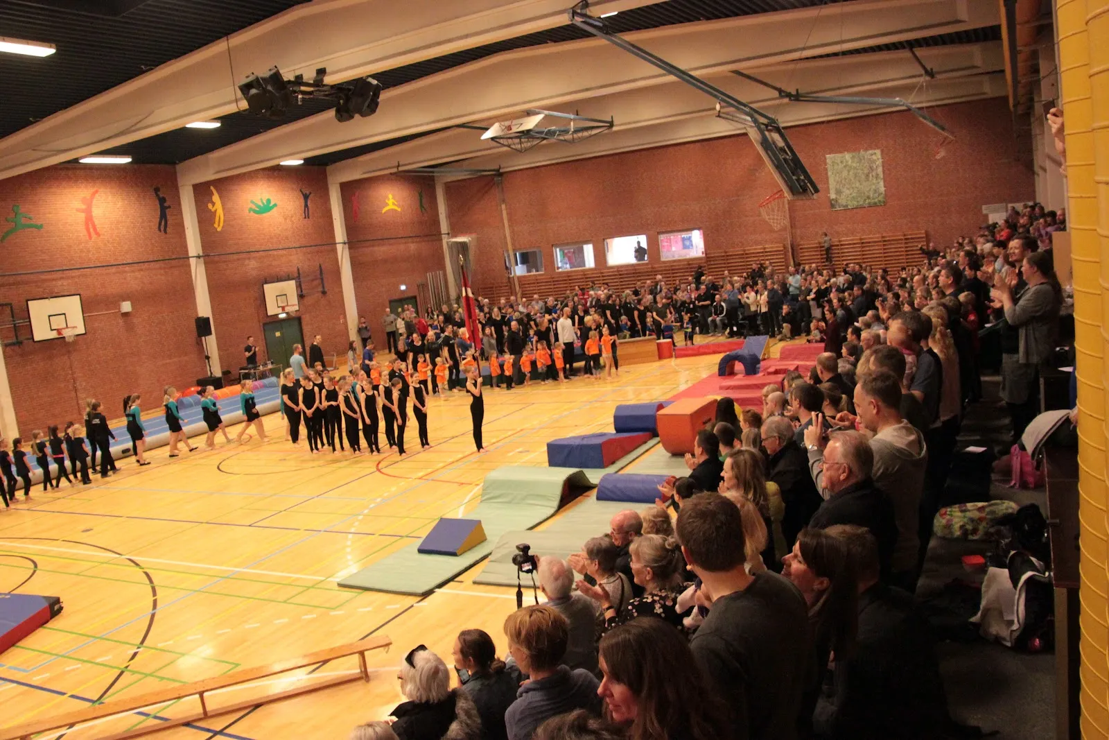 Stavtrup IF Gymnastik — træningsstudio i Viby J — 2
