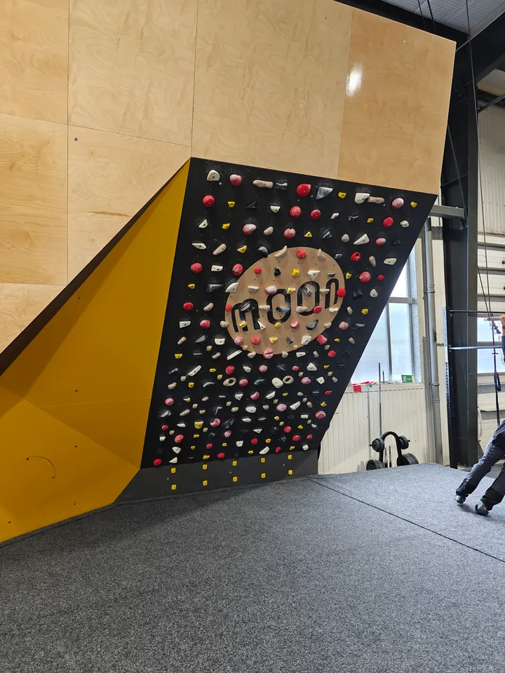 DAV Boulderzentrum Ostalb — bouldern-studio in Essingen — 2