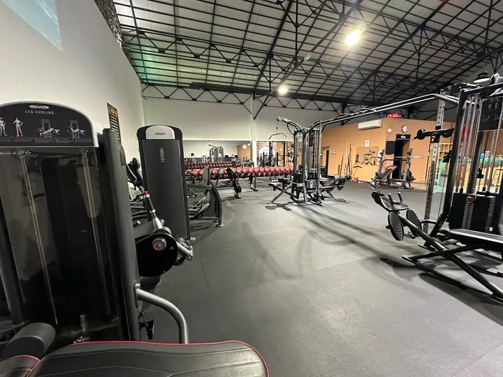 Le Fitness Club Quatre Etoiles — salle de fitness-studio à Sarsan, Lourdes — 2
