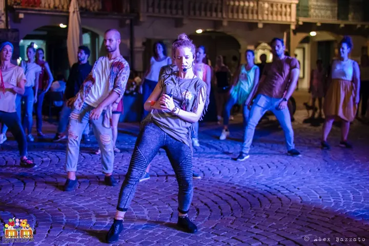 M&M's Salsa Ponte San Nicolò — danza-studio a Padova — 6