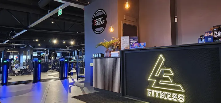 LE Fitness Täby — Fitness Studio i Viggbygärdet, Täby