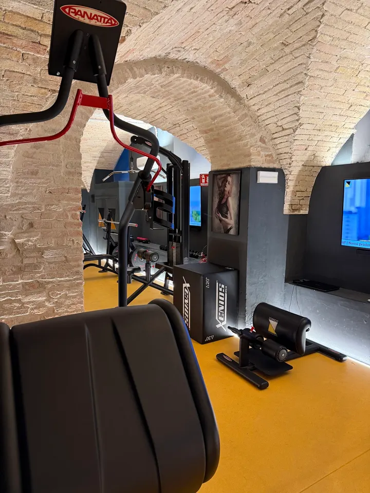 Zongo Fitness Club — palestre-studio a Pantano, Pesaro — 3