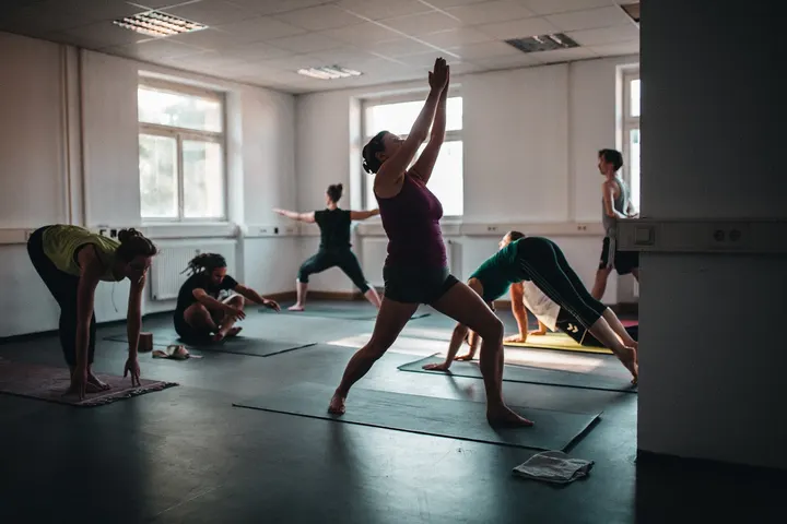 Janosch Steinhauer Rolfing — Yoga in Stadtmitte, Neu-Ulm