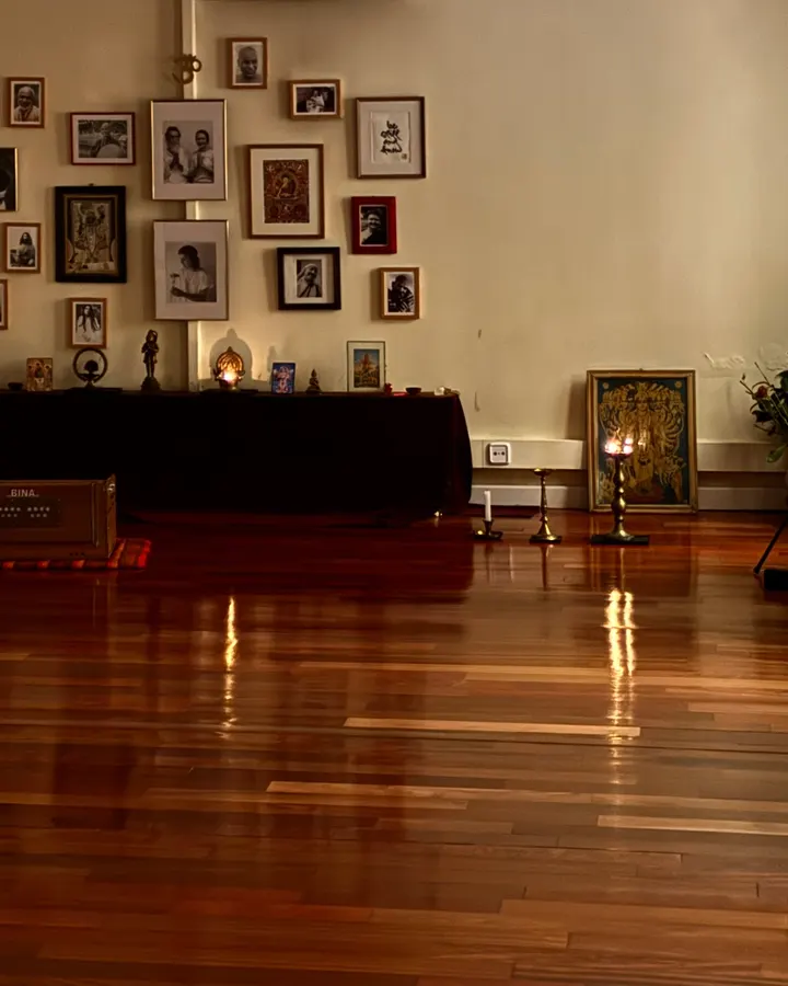 Jivamukti Yoga Madrid — yoga-studio en Madrid — 5