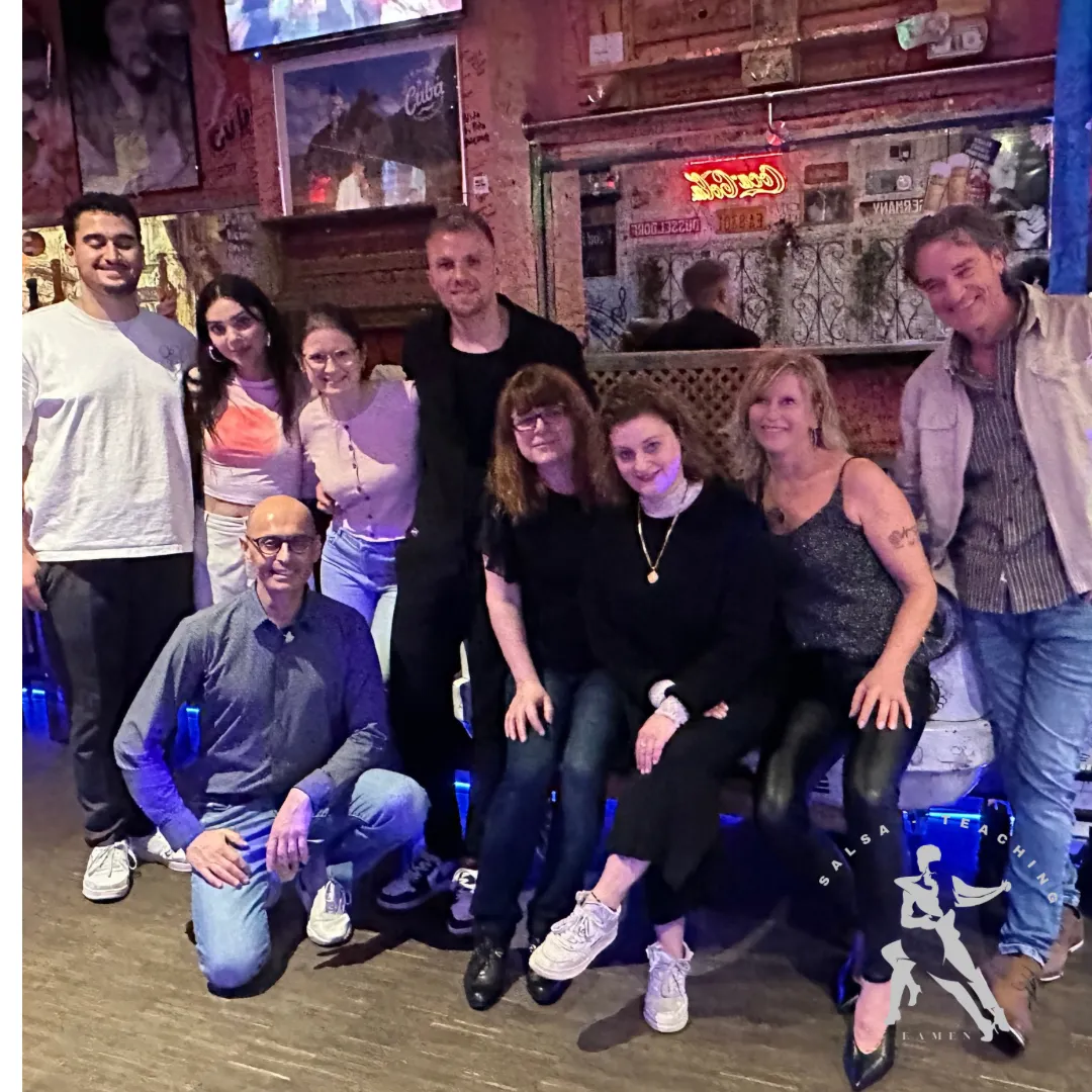 Salsa-Teaching — tanz-studio in Düsseldorf — 5