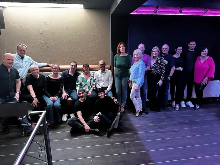 Salsa-Teaching — Tanz in Altstadt, Düsseldorf