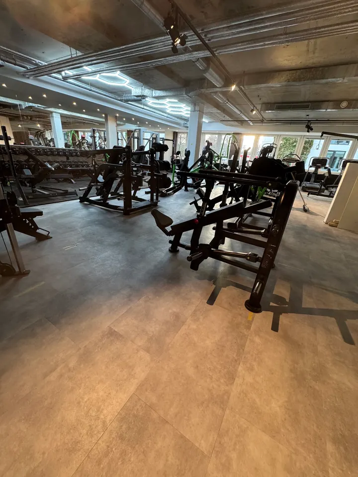 Stefans Gym Möhringen — fitnessstudio in Stuttgart — 3