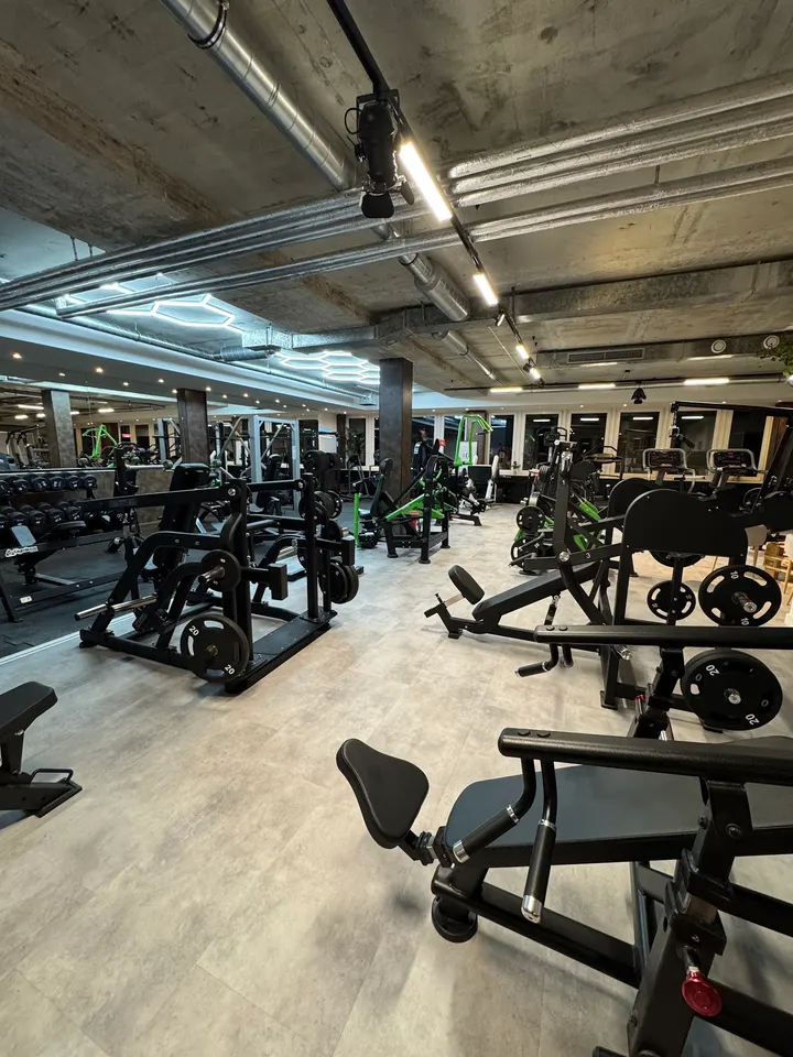 Stefans Gym Möhringen — fitnessstudio in Stuttgart — 4